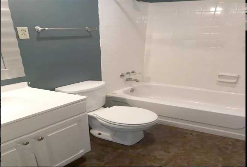 3989 GRAHAMDALE CIR, Memphis, Tennessee 38122, 3 Bedrooms Bedrooms, 6 Rooms Rooms,2 BathroomsBathrooms,Residential,For Sale,GRAHAMDALE,10222923