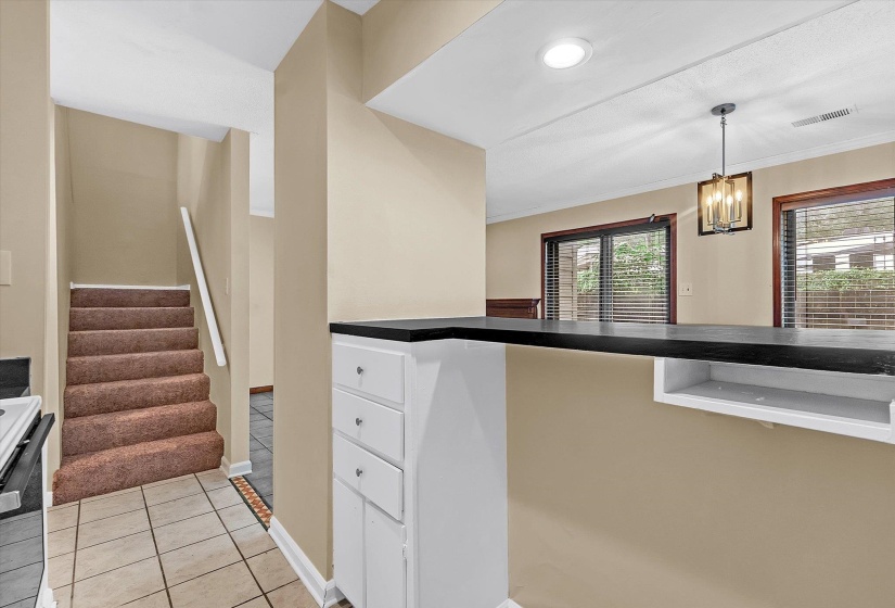 3967 GRAHAMDALE CIR, Memphis, Tennessee 38122, 3 Bedrooms Bedrooms, 6 Rooms Rooms,2 BathroomsBathrooms,Residential,For Sale,GRAHAMDALE,10222924