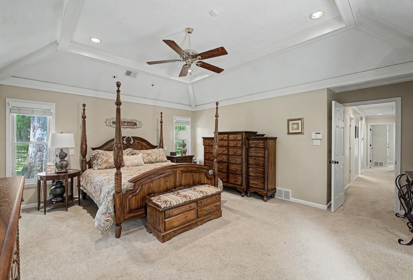 9035 POST OAK LN, Unicorp/Memphis, Tennessee 38125, 4 Bedrooms Bedrooms, 8 Rooms Rooms,2.1 BathroomsBathrooms,Residential,For Sale,POST OAK,10222930