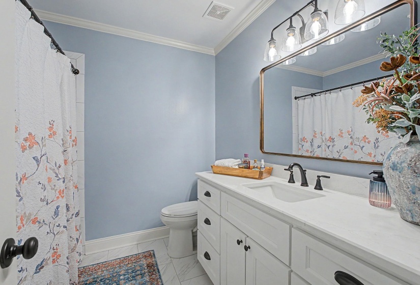 9035 POST OAK LN, Unicorp/Memphis, Tennessee 38125, 4 Bedrooms Bedrooms, 8 Rooms Rooms,2.1 BathroomsBathrooms,Residential,For Sale,POST OAK,10222930