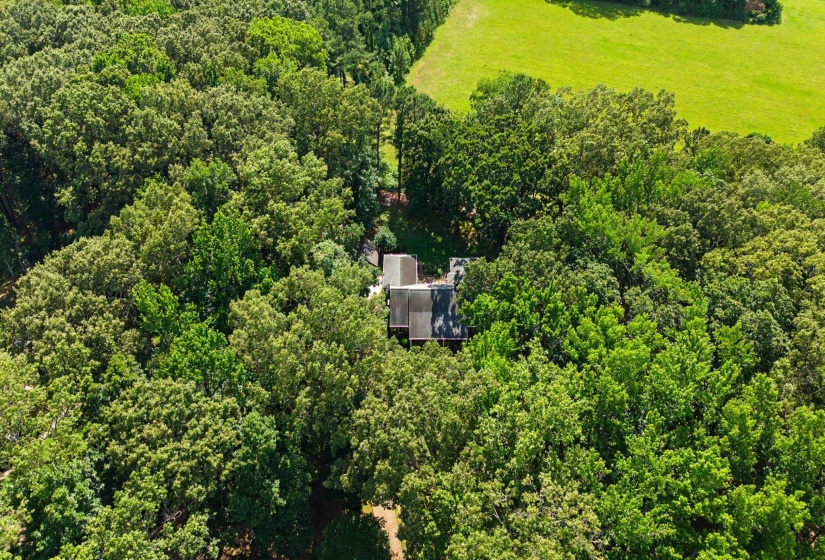 9035 POST OAK LN, Unicorp/Memphis, Tennessee 38125, 4 Bedrooms Bedrooms, 8 Rooms Rooms,2.1 BathroomsBathrooms,Residential,For Sale,POST OAK,10222930
