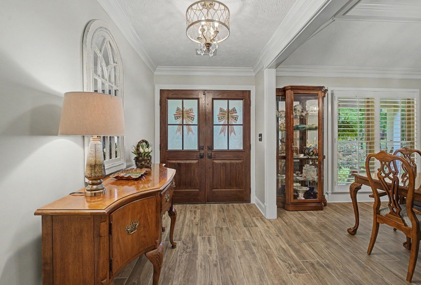 9035 POST OAK LN, Unicorp/Memphis, Tennessee 38125, 4 Bedrooms Bedrooms, 8 Rooms Rooms,2.1 BathroomsBathrooms,Residential,For Sale,POST OAK,10222930