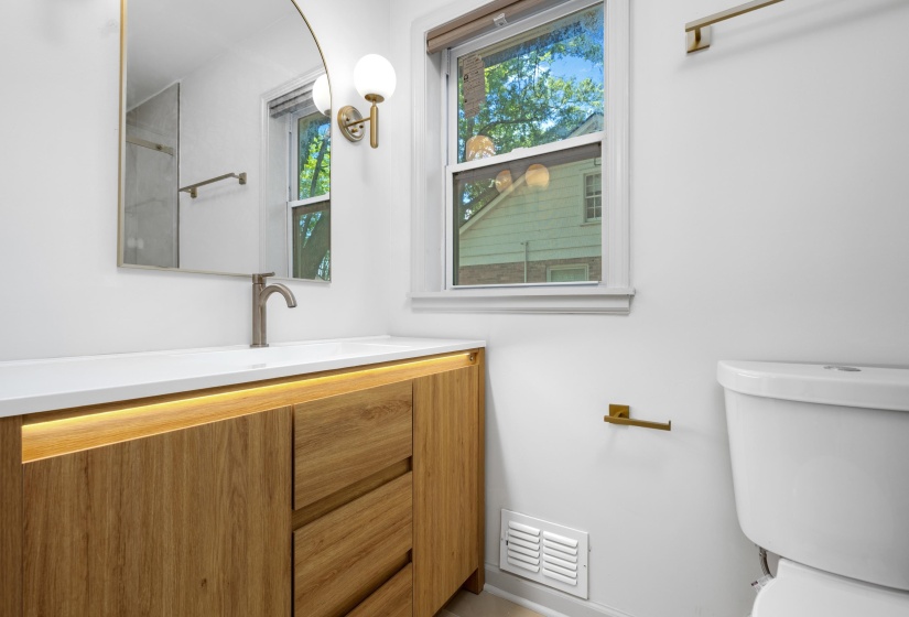 4856 KAYE RD, Memphis, Tennessee 38117, 4 Bedrooms Bedrooms, 9 Rooms Rooms,3 BathroomsBathrooms,Residential,For Sale,KAYE,10222931