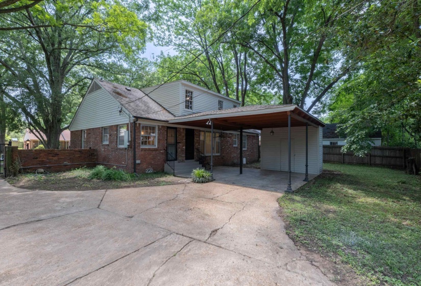 4856 KAYE RD, Memphis, Tennessee 38117, 4 Bedrooms Bedrooms, 9 Rooms Rooms,3 BathroomsBathrooms,Residential,For Sale,KAYE,10222931