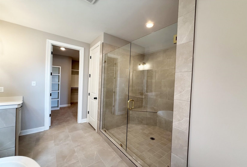 12125 PROVIDENCE CENTER LOOP, Arlington, Tennessee 38002, 4 Bedroom Bedrooms, 9 Room Rooms,3.1 BathroomBathrooms,Residential,For Sale,PROVIDENCE CENTER,0,10211612