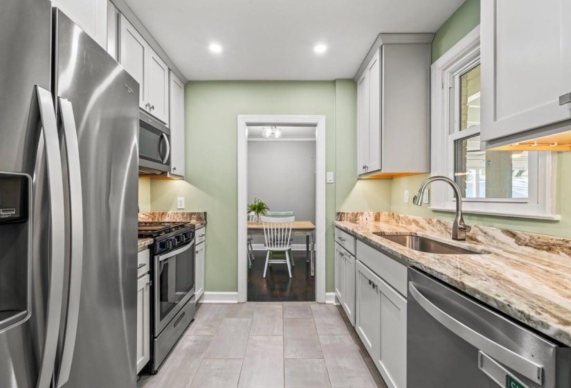 3763 KENWOOD AVE, Memphis, Tennessee 38122, 3 Bedroom Bedrooms, 8 Room Rooms,2 BathroomBathrooms,Residential,For Sale,KENWOOD,0,10216809