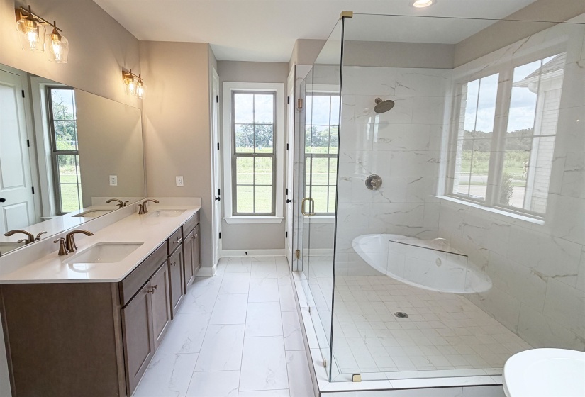 95 GRACIE VALLEY DR, Oakland, Tennessee 38060, 4 Bedroom Bedrooms, 9 Room Rooms,3 BathroomBathrooms,Residential,For Sale,GRACIE VALLEY,0,10222155