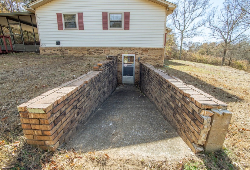 16040 69 HWY, Savannah, Tennessee 38372, 3 Bedrooms Bedrooms, 7 Rooms Rooms,1.1 BathroomsBathrooms,Residential,For Sale,69,10222942