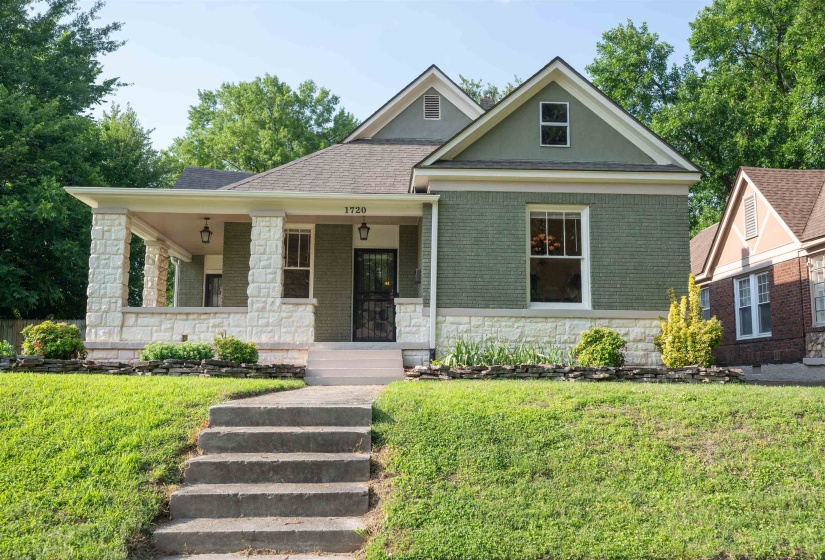 1720 CRUMP AVE, Memphis, Tennessee 38107, 4 Bedrooms Bedrooms, 7 Rooms Rooms,4 BathroomsBathrooms,Residential,For Sale,CRUMP,10222943