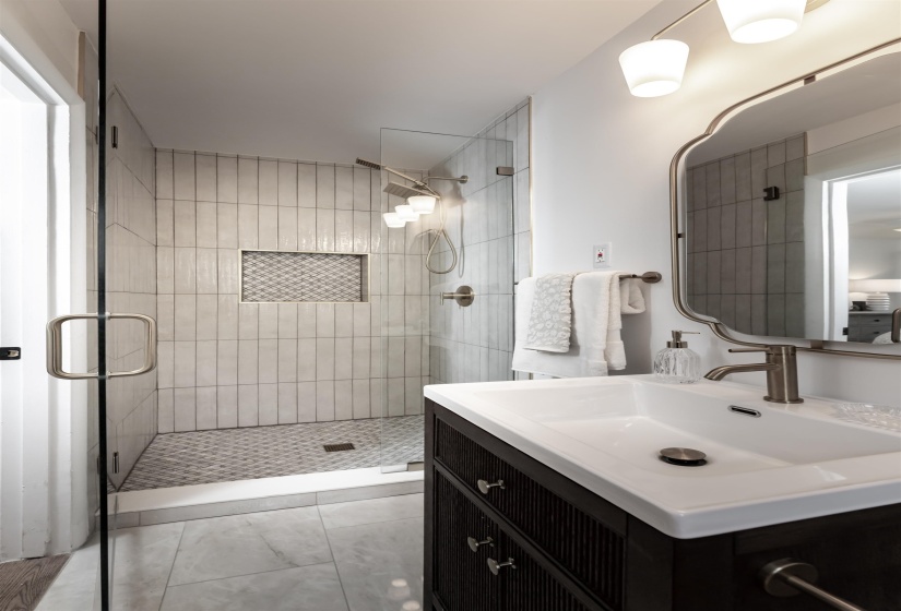 1422 WHEATON ST, Memphis, Tennessee 38117, 3 Bedrooms Bedrooms, 7 Rooms Rooms,2 BathroomsBathrooms,Residential,For Sale,WHEATON,10222961