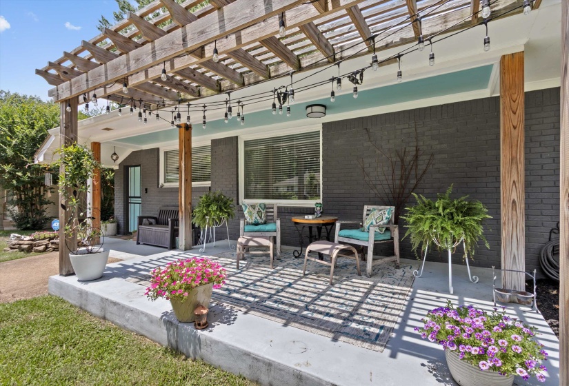 5100 SEQUOIA AVE, Memphis, Tennessee 38117, 3 Bedroom Bedrooms, 7 Room Rooms,2 BathroomBathrooms,Residential,For Sale,SEQUOIA,0,10222980
