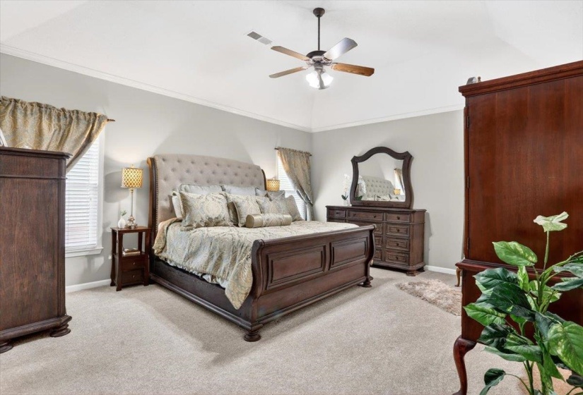 3830 BREEZY SHORES CV, Lakeland, Tennessee 38002-8192, 4 Bedrooms Bedrooms, 9 Rooms Rooms,3 BathroomsBathrooms,Residential,For Sale,BREEZY SHORES,10222986