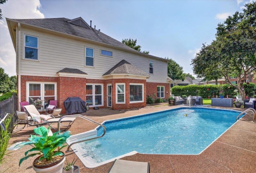 3830 BREEZY SHORES CV, Lakeland, Tennessee 38002-8192, 4 Bedrooms Bedrooms, 9 Rooms Rooms,3 BathroomsBathrooms,Residential,For Sale,BREEZY SHORES,10222986