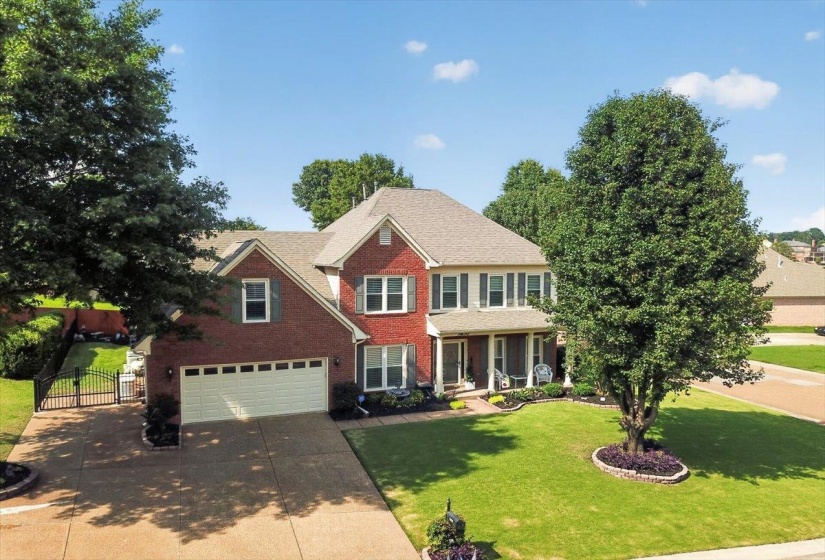 3830 BREEZY SHORES CV, Lakeland, Tennessee 38002-8192, 4 Bedrooms Bedrooms, 9 Rooms Rooms,3 BathroomsBathrooms,Residential,For Sale,BREEZY SHORES,10222986