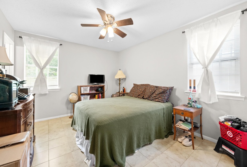 3912 PIKES PEAK AVE, Memphis, Tennessee 38108, 3 Bedrooms Bedrooms, 5 Rooms Rooms,1.1 BathroomsBathrooms,Residential,For Sale,PIKES PEAK,10223003