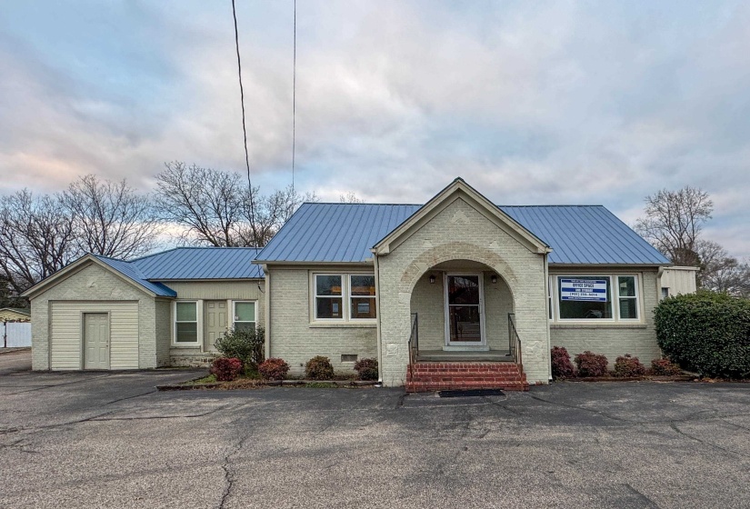 1310 MARKET ST, Bolivar, Tennessee 38008-1716, 0 , 0 ,0,Commercial/industrial,For Sale,MARKET,0,10223031