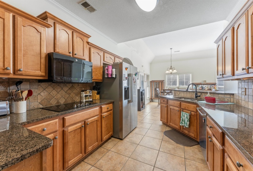 4713 RAVENCREST CV, Bartlett, Tennessee 38135, 4 Bedrooms Bedrooms, 9 Rooms Rooms,3 BathroomsBathrooms,Residential,For Sale,RAVENCREST,10217309
