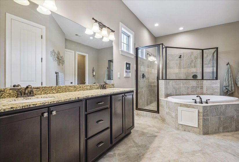263 ESTANAULA RD, Collierville, Tennessee 38017, 4 Bedrooms Bedrooms, 8 Rooms Rooms,3 BathroomsBathrooms,Residential,For Sale,ESTANAULA,10223020