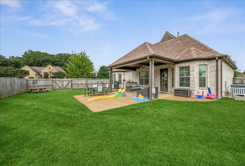 263 ESTANAULA RD, Collierville, Tennessee 38017, 4 Bedrooms Bedrooms, 8 Rooms Rooms,3 BathroomsBathrooms,Residential,For Sale,ESTANAULA,10223020
