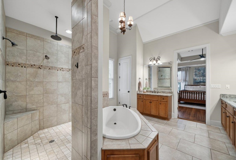 8441 POPLAR PIKE, Germantown, Tennessee 38138, 4 Bedrooms Bedrooms, 12 Rooms Rooms,4.1 BathroomsBathrooms,Residential,For Sale,POPLAR,10223023