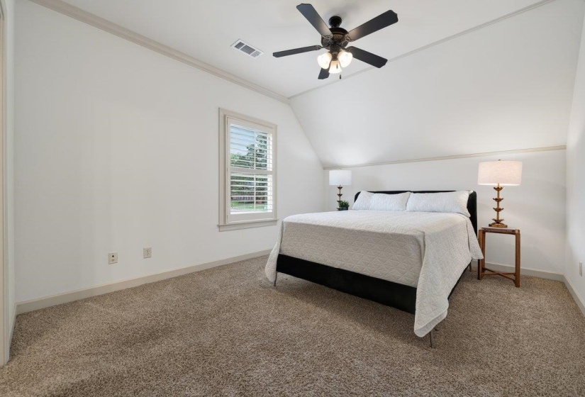 8441 POPLAR PIKE, Germantown, Tennessee 38138, 4 Bedrooms Bedrooms, 12 Rooms Rooms,4.1 BathroomsBathrooms,Residential,For Sale,POPLAR,10223023