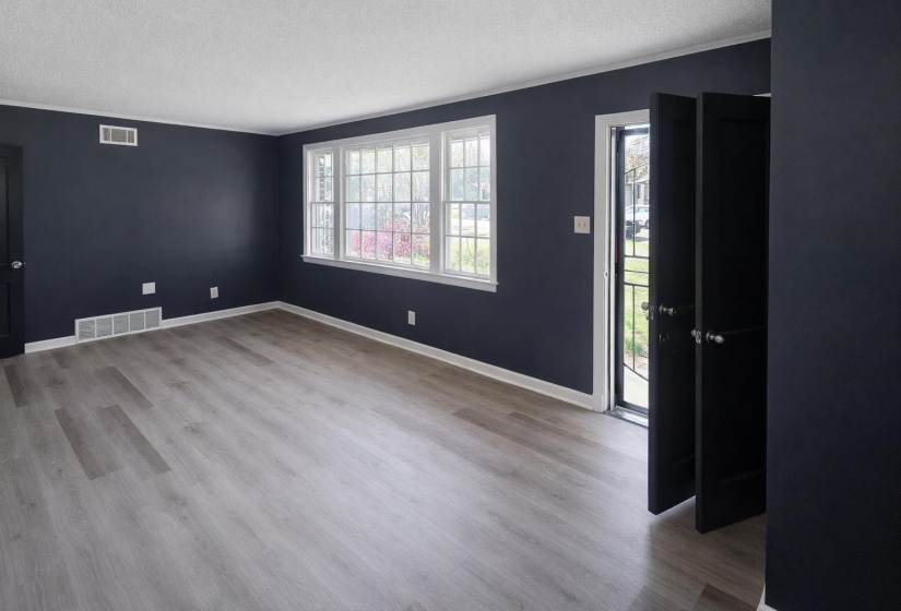 1205 BRADBURY CV, Memphis, Tennessee 38122, 3 Bedrooms Bedrooms, 4 Rooms Rooms,1 BathroomBathrooms,Residential,For Sale,BRADBURY,10223034