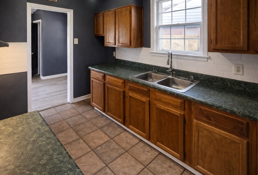 1205 BRADBURY CV, Memphis, Tennessee 38122, 3 Bedrooms Bedrooms, 4 Rooms Rooms,1 BathroomBathrooms,Residential,For Sale,BRADBURY,10223034