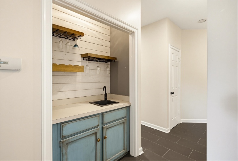 8986 CAIRN RIDGE DR, Germantown, Tennessee 38139, 5 Bedroom Bedrooms, 10 Room Rooms,4.1 BathroomBathrooms,Residential,For Sale,CAIRN RIDGE,0,10223043