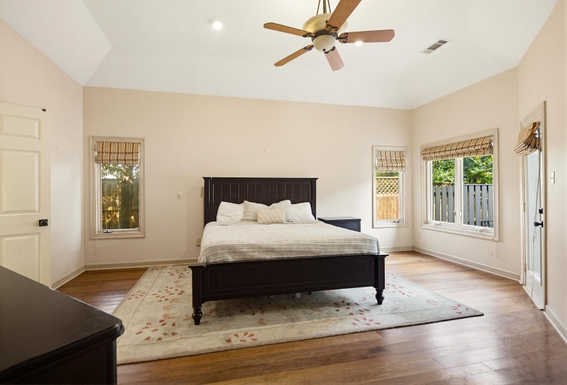 8986 CAIRN RIDGE DR, Germantown, Tennessee 38139, 5 Bedroom Bedrooms, 10 Room Rooms,4.1 BathroomBathrooms,Residential,For Sale,CAIRN RIDGE,0,10223043
