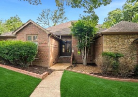 8986 CAIRN RIDGE DR, Germantown, Tennessee 38139, 5 Bedroom Bedrooms, 10 Room Rooms,4.1 BathroomBathrooms,Residential,For Sale,CAIRN RIDGE,0,10223043 8986 CAIRN RIDGE DR, Germantown, Tennessee 38139, 5 Bedroom Bedrooms, 10 Room Rooms,4.1 BathroomBathrooms,Residential,For Sale,CAIRN RIDGE,0,10223043
