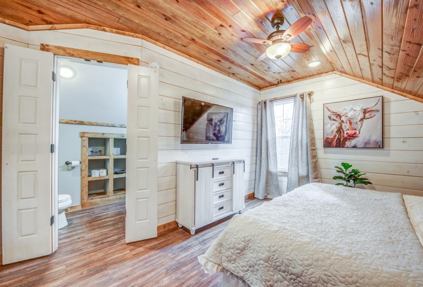 700 FAIRWAY LN, Counce, Tennessee 38326-8028, 3 Bedroom Bedrooms, 5 Room Rooms,2 BathroomBathrooms,Residential,For Sale,FAIRWAY,0,10223046
