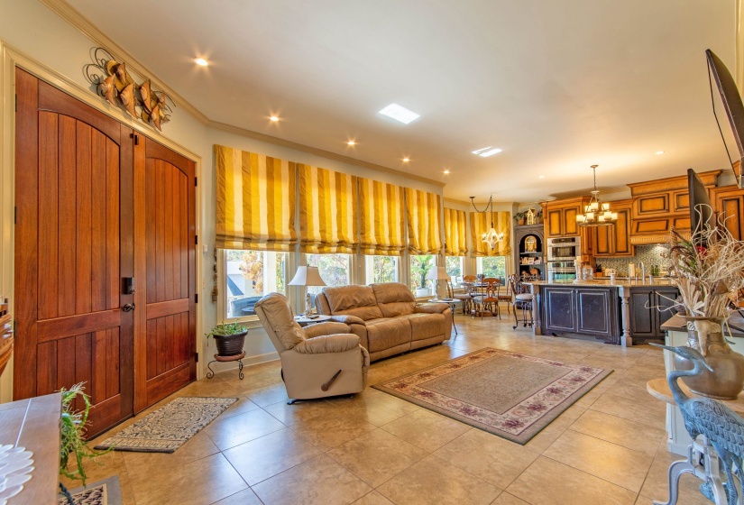 70 LIGHT PT, Savannah, Tennessee 38372, 3 Bedrooms Bedrooms, 9 Rooms Rooms,2.1 BathroomsBathrooms,Residential,For Sale,LIGHT,10223049