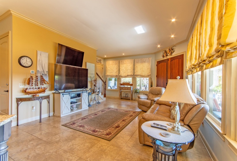 70 LIGHT PT, Savannah, Tennessee 38372, 3 Bedrooms Bedrooms, 9 Rooms Rooms,2.1 BathroomsBathrooms,Residential,For Sale,LIGHT,10223049