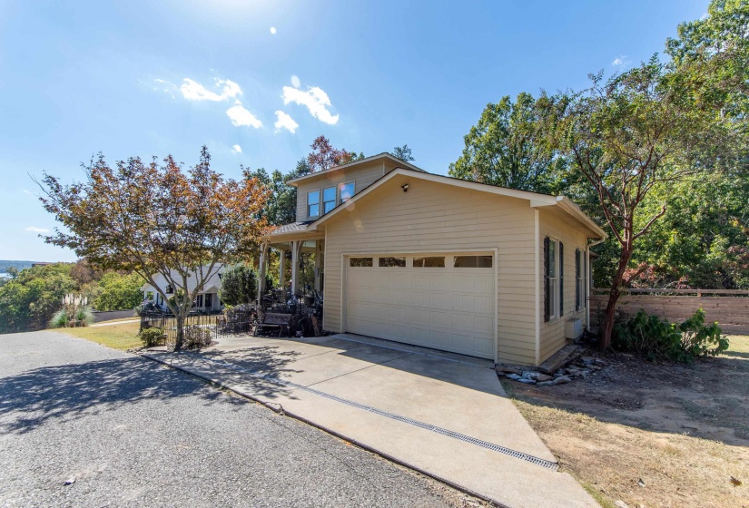 70 LIGHT PT, Savannah, Tennessee 38372, 3 Bedrooms Bedrooms, 9 Rooms Rooms,2.1 BathroomsBathrooms,Residential,For Sale,LIGHT,10223049