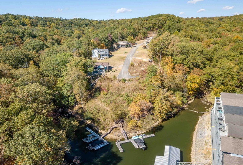 70 LIGHT PT, Savannah, Tennessee 38372, 3 Bedrooms Bedrooms, 9 Rooms Rooms,2.1 BathroomsBathrooms,Residential,For Sale,LIGHT,10223049