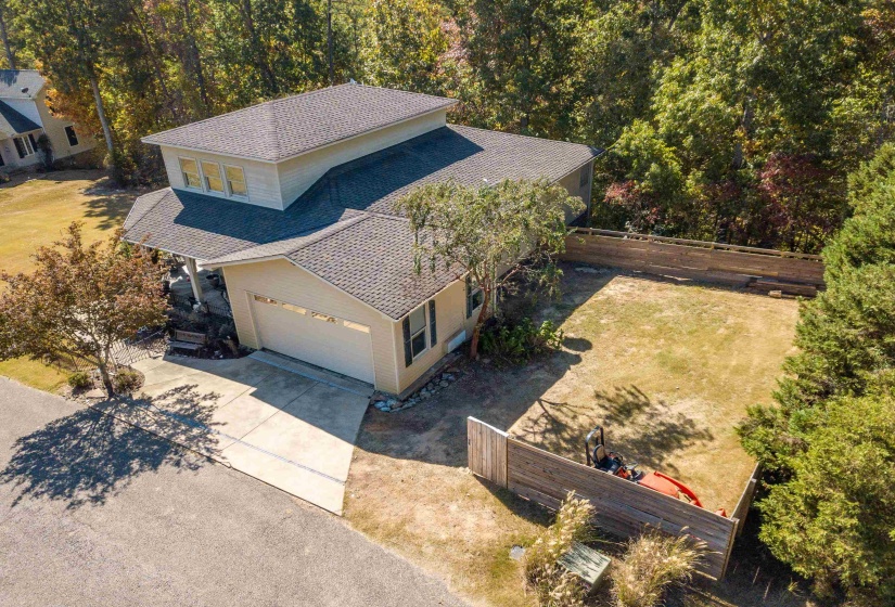 70 LIGHT PT, Savannah, Tennessee 38372, 3 Bedrooms Bedrooms, 9 Rooms Rooms,2.1 BathroomsBathrooms,Residential,For Sale,LIGHT,10223049