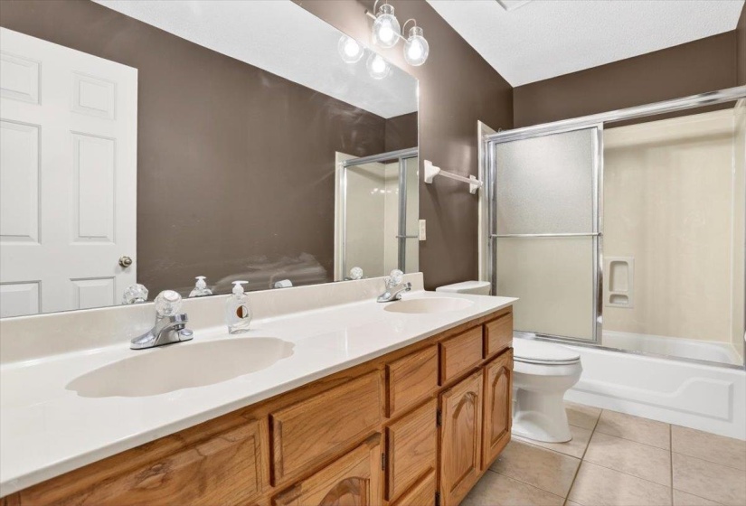 1846 PHEASANT ACRES LN, Memphis, Tennessee 38016, 2 Bedroom Bedrooms, 6 Room Rooms,2 BathroomBathrooms,Residential,For Sale,PHEASANT ACRES,0,10223063
