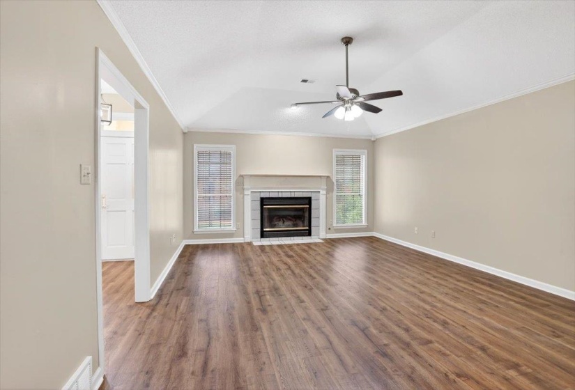 1846 PHEASANT ACRES LN, Memphis, Tennessee 38016, 2 Bedroom Bedrooms, 6 Room Rooms,2 BathroomBathrooms,Residential,For Sale,PHEASANT ACRES,0,10223063