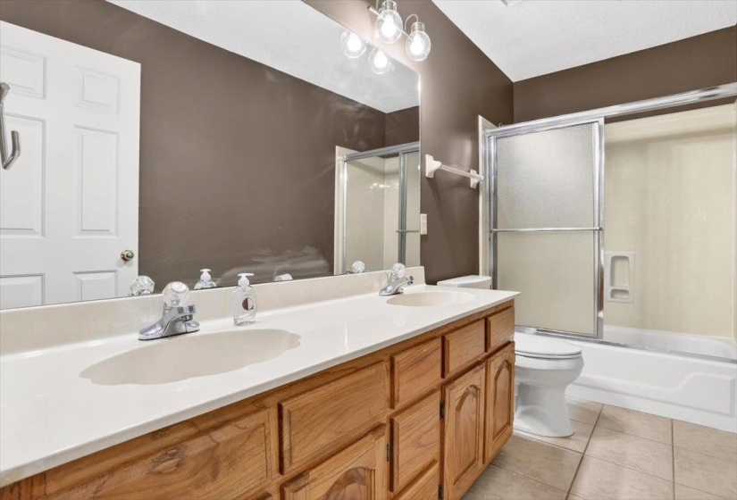 1846 PHEASANT ACRES LN, Memphis, Tennessee 38016, 2 Bedroom Bedrooms, 6 Room Rooms,2 BathroomBathrooms,Residential,For Sale,PHEASANT ACRES,0,10223063