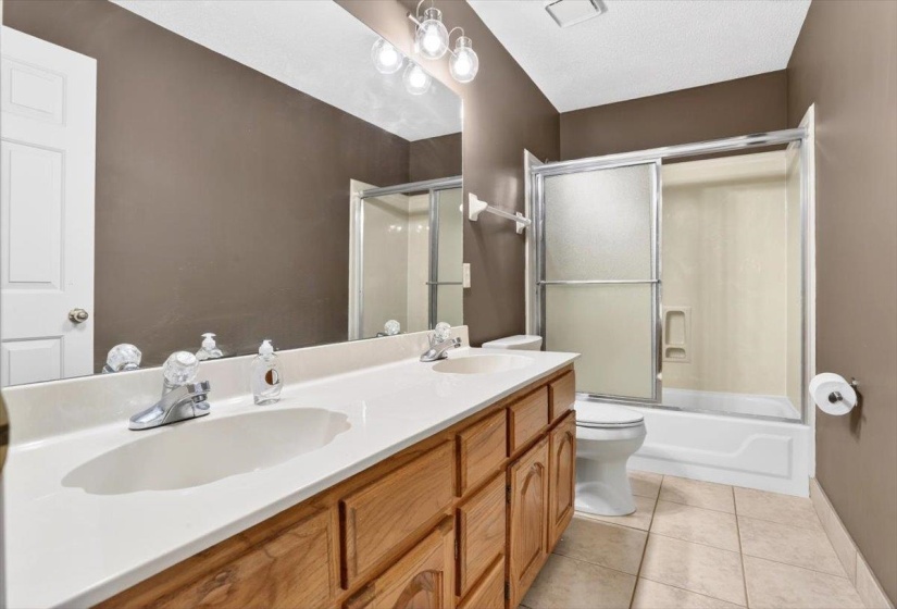 1846 PHEASANT ACRES LN, Memphis, Tennessee 38016, 2 Bedroom Bedrooms, 6 Room Rooms,2 BathroomBathrooms,Residential,For Sale,PHEASANT ACRES,0,10223063