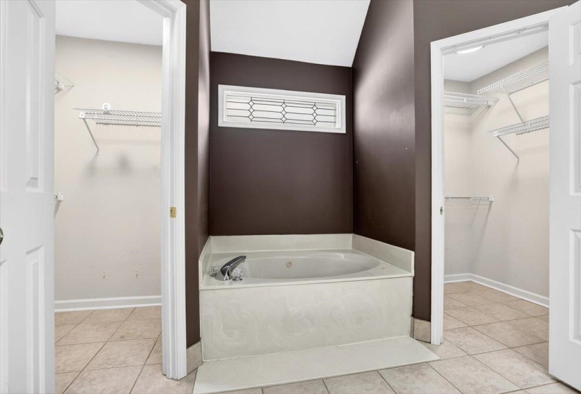 1846 PHEASANT ACRES LN, Memphis, Tennessee 38016, 2 Bedroom Bedrooms, 6 Room Rooms,2 BathroomBathrooms,Residential,For Sale,PHEASANT ACRES,0,10223063
