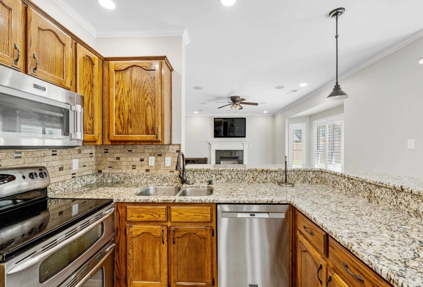 779 GABLE LN, Collierville, Tennessee 38017, 4 Bedroom Bedrooms, 9 Room Rooms,2.1 BathroomBathrooms,Residential,For Sale,GABLE,0,10223066