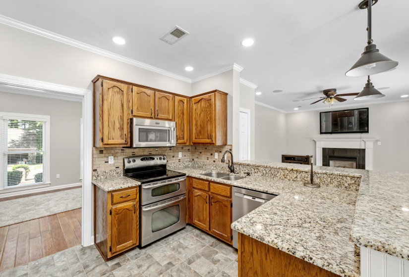 779 GABLE LN, Collierville, Tennessee 38017, 4 Bedroom Bedrooms, 9 Room Rooms,2.1 BathroomBathrooms,Residential,For Sale,GABLE,0,10223066