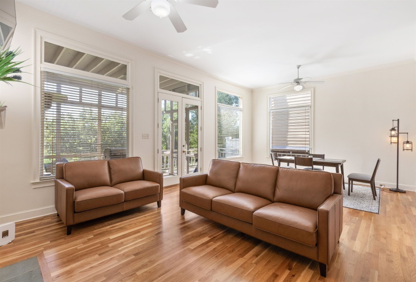 844 HARBOR ISLE CIR, Memphis, Tennessee 38103, 3 Bedroom Bedrooms, 5 Room Rooms,3 BathroomBathrooms,Residential,For Sale,HARBOR ISLE,0,10223086