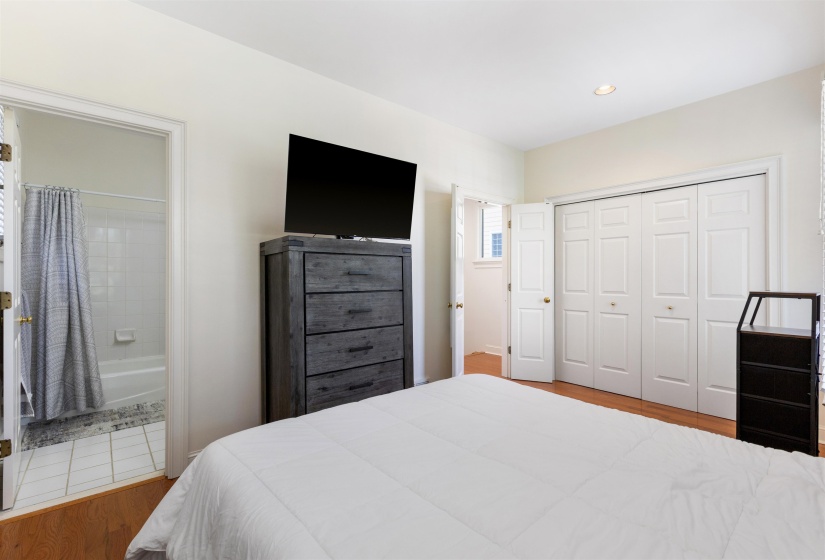 844 HARBOR ISLE CIR, Memphis, Tennessee 38103, 3 Bedroom Bedrooms, 5 Room Rooms,3 BathroomBathrooms,Residential,For Sale,HARBOR ISLE,0,10223086