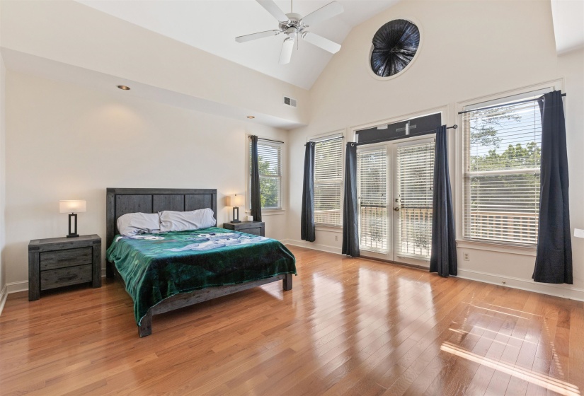 844 HARBOR ISLE CIR, Memphis, Tennessee 38103, 3 Bedroom Bedrooms, 5 Room Rooms,3 BathroomBathrooms,Residential,For Sale,HARBOR ISLE,0,10223086