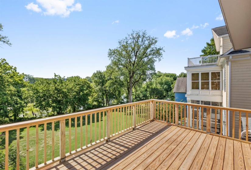 844 HARBOR ISLE CIR, Memphis, Tennessee 38103, 3 Bedroom Bedrooms, 5 Room Rooms,3 BathroomBathrooms,Residential,For Sale,HARBOR ISLE,0,10223086