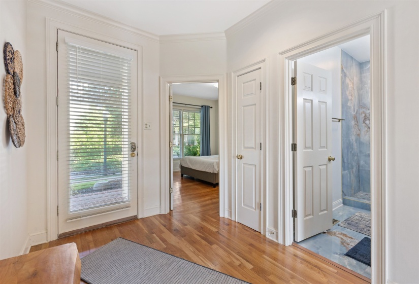 844 HARBOR ISLE CIR, Memphis, Tennessee 38103, 3 Bedroom Bedrooms, 5 Room Rooms,3 BathroomBathrooms,Residential,For Sale,HARBOR ISLE,0,10223086