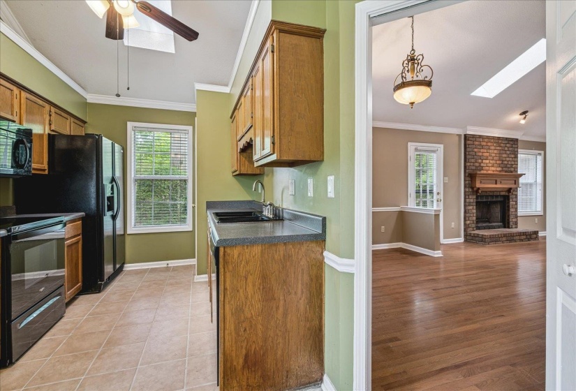 895 CULLY RD, Memphis, Tennessee 38018, 3 Bedrooms Bedrooms, 6 Rooms Rooms,2 BathroomsBathrooms,Residential,For Sale,CULLY,10223093