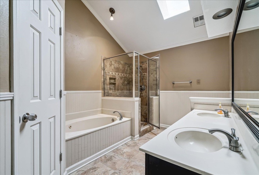895 CULLY RD, Memphis, Tennessee 38018, 3 Bedrooms Bedrooms, 6 Rooms Rooms,2 BathroomsBathrooms,Residential,For Sale,CULLY,10223093